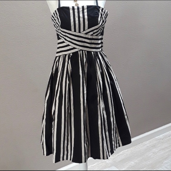 Anthropologie Dresses & Skirts - Anthropology Viola Dresa